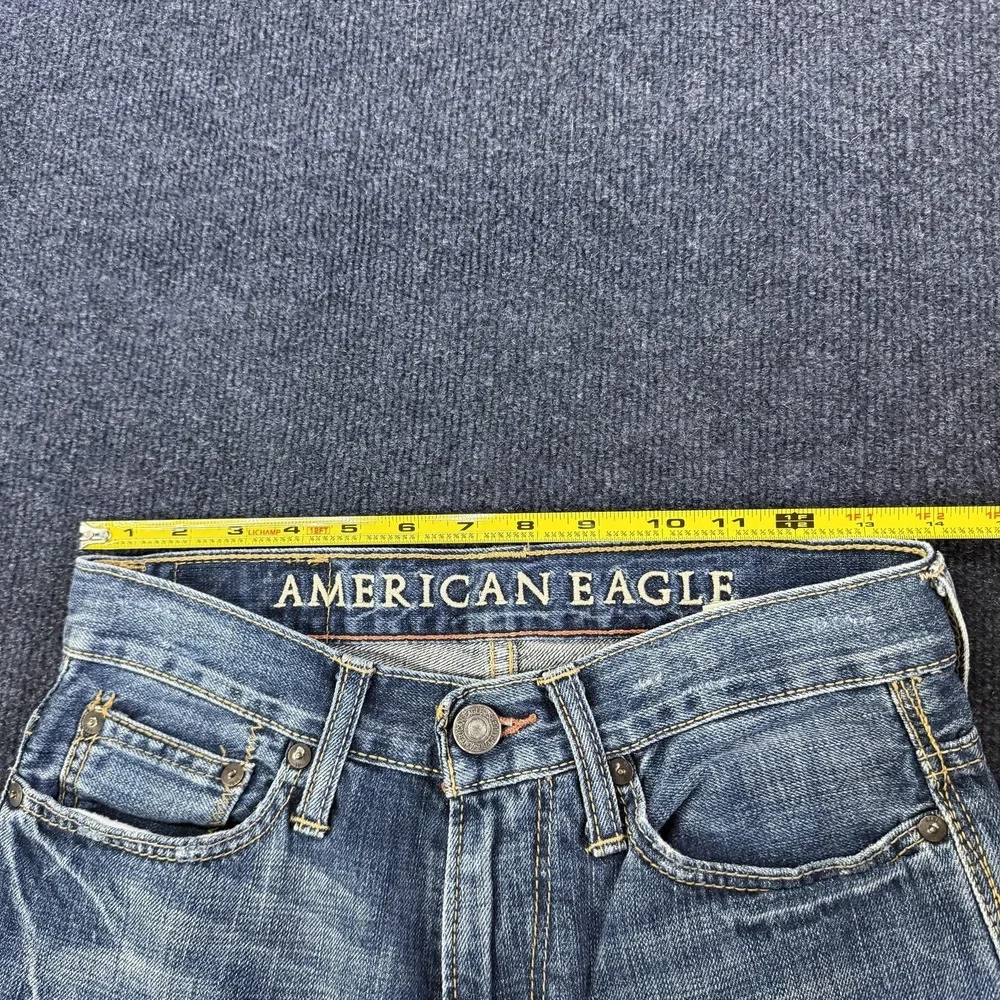 American Eagle Jeans Womens 26x28 Medium Wash Blue Denim Relaxed Straight Casual - Picture 6 of 13